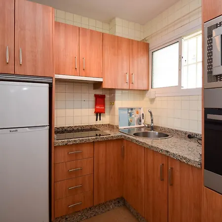 Apartment Ref 293 Apartamento De 1 Dormitorio En Primera Linea De Playa Con Vistas Al Mar Y Piscina Fuengirola