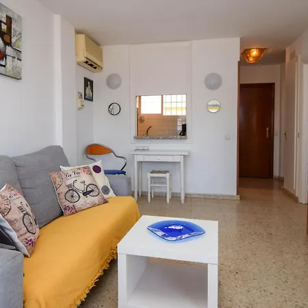 Apartment Ref 293 Apartamento De 1 Dormitorio En Primera Linea De Playa Con Vistas Al Mar Y Piscina *